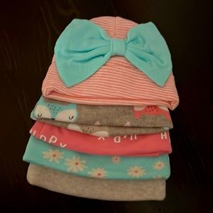 Gerber infant girls 0-6 months beanies- set of 5